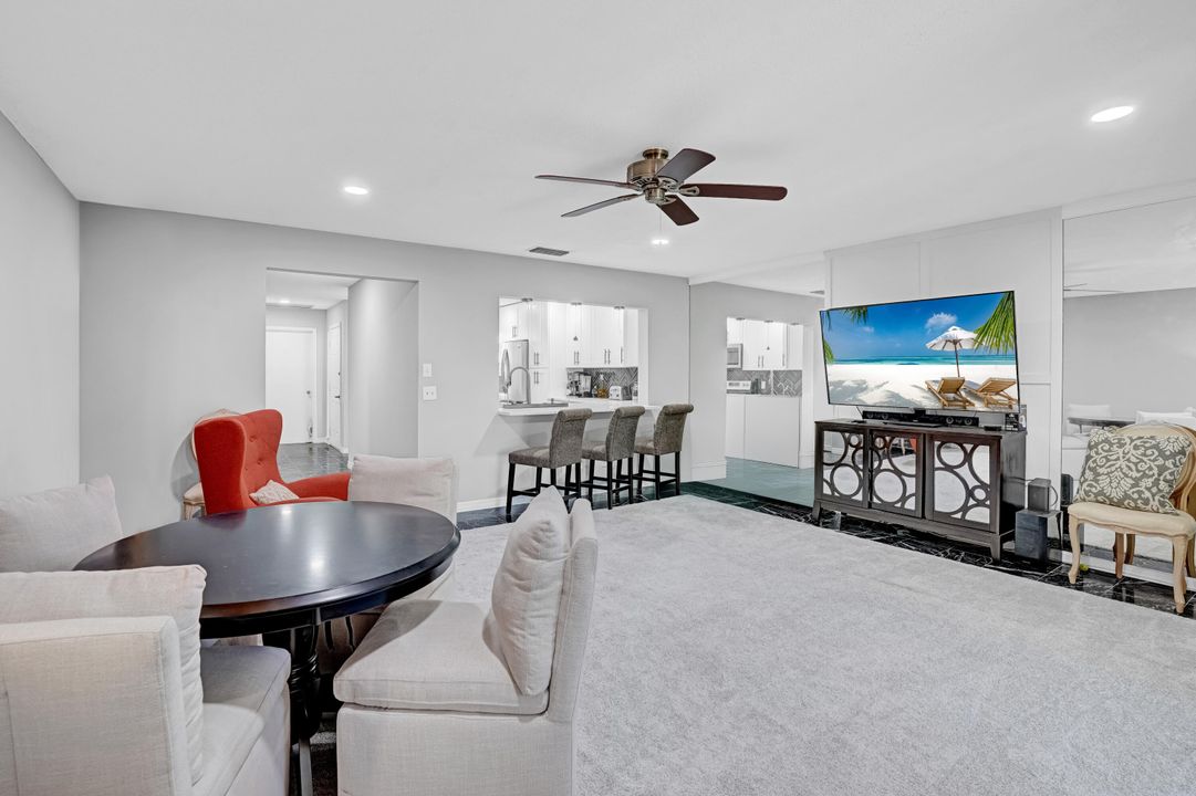 For Sale: $260,000 (2 beds, 2 baths, 1428 Square Feet)