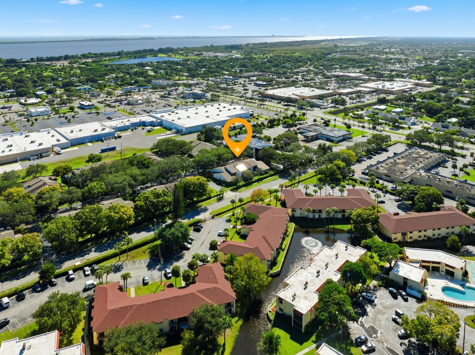 For Sale: $260,000 (2 beds, 2 baths, 1428 Square Feet)