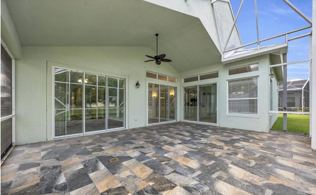 合同活跃: $450,000 (3 贝兹, 2 浴室, 2489 平方英尺)