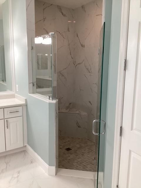 合同活跃: $450,000 (3 贝兹, 2 浴室, 2489 平方英尺)