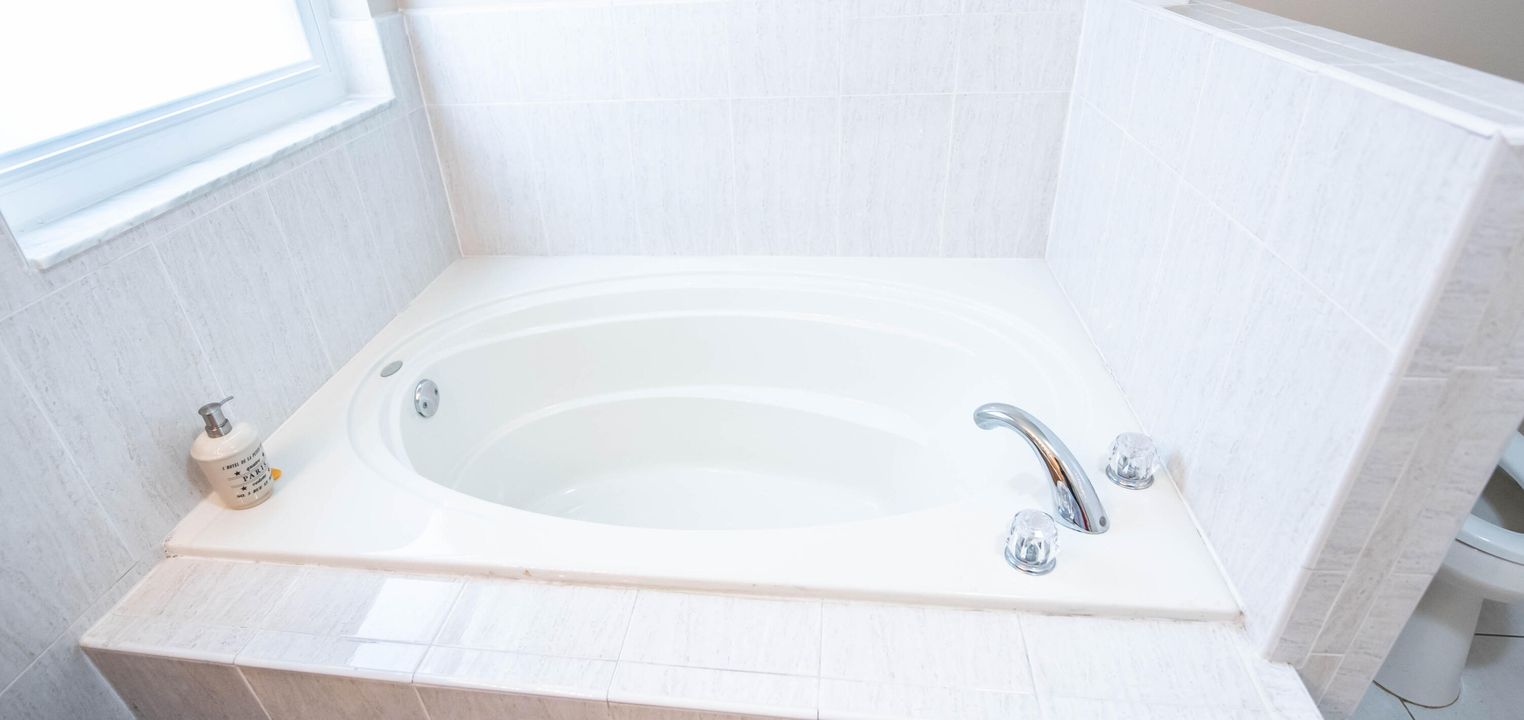 For Sale: $1,149,000 (3 beds, 3 baths, 2111 Square Feet)