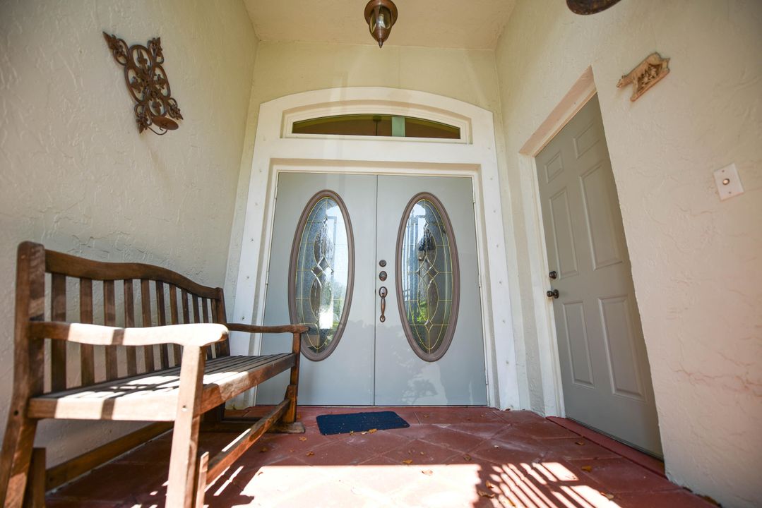 For Sale: $1,149,000 (3 beds, 3 baths, 2111 Square Feet)