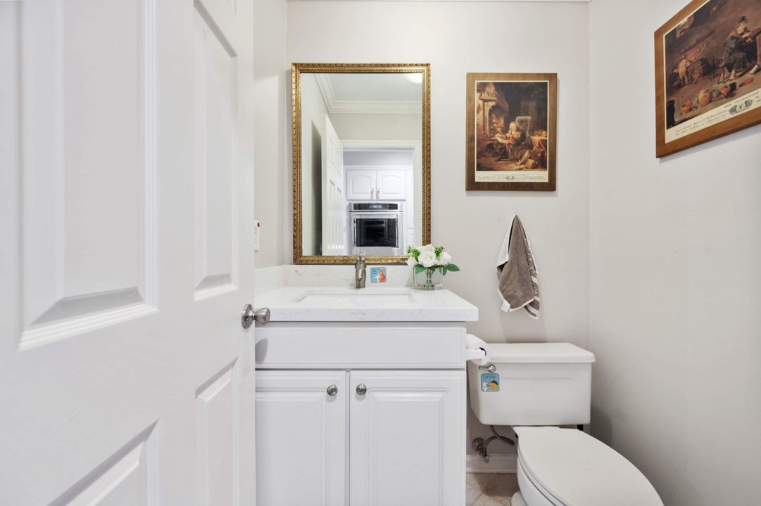 合同活跃: $10,000 (5 贝兹, 4 浴室, 4086 平方英尺)