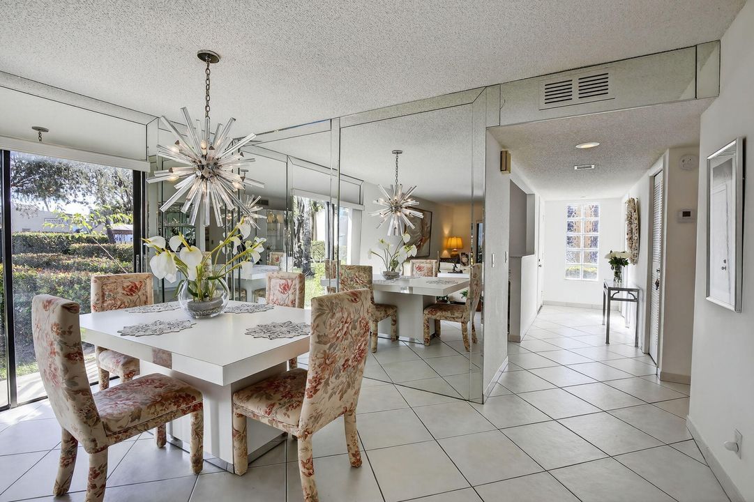 For Sale: $339,000 (2 beds, 2 baths, 1220 Square Feet)