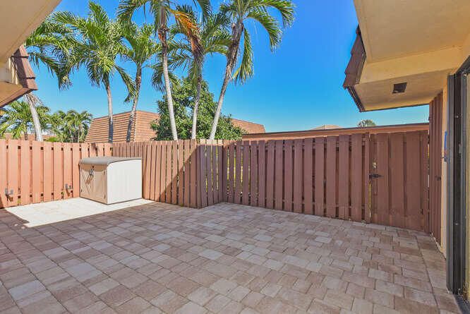 For Rent: $2,950 (3 beds, 2 baths, 1680 Square Feet)