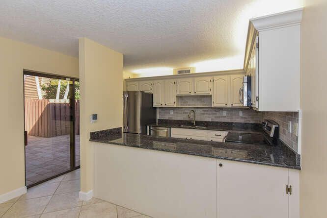 For Rent: $2,950 (3 beds, 2 baths, 1680 Square Feet)