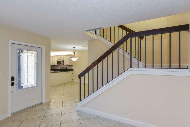 For Rent: $2,950 (3 beds, 2 baths, 1680 Square Feet)