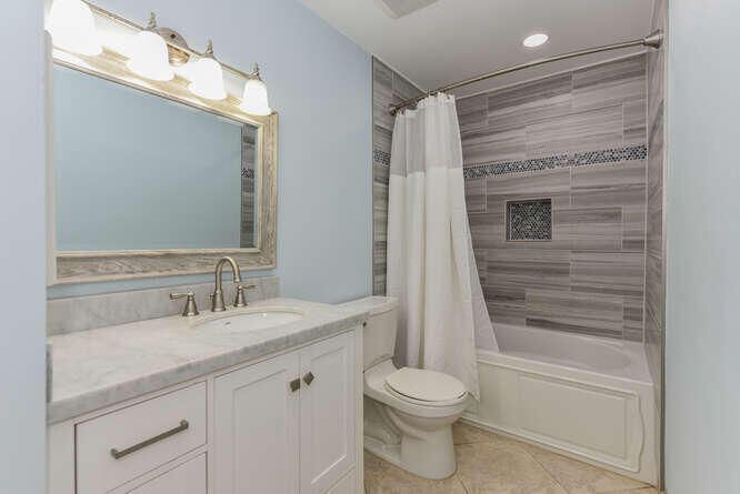 For Rent: $2,950 (3 beds, 2 baths, 1680 Square Feet)