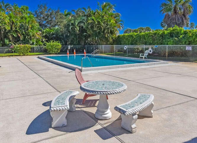 For Rent: $2,950 (3 beds, 2 baths, 1680 Square Feet)