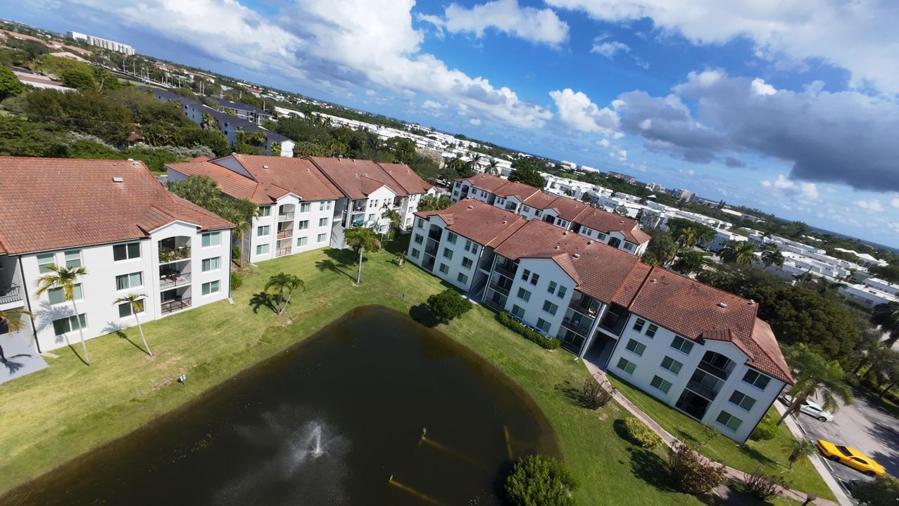 En Venta: $399,000 (3 camas, 2 baños, 1233 Pies cuadrados)