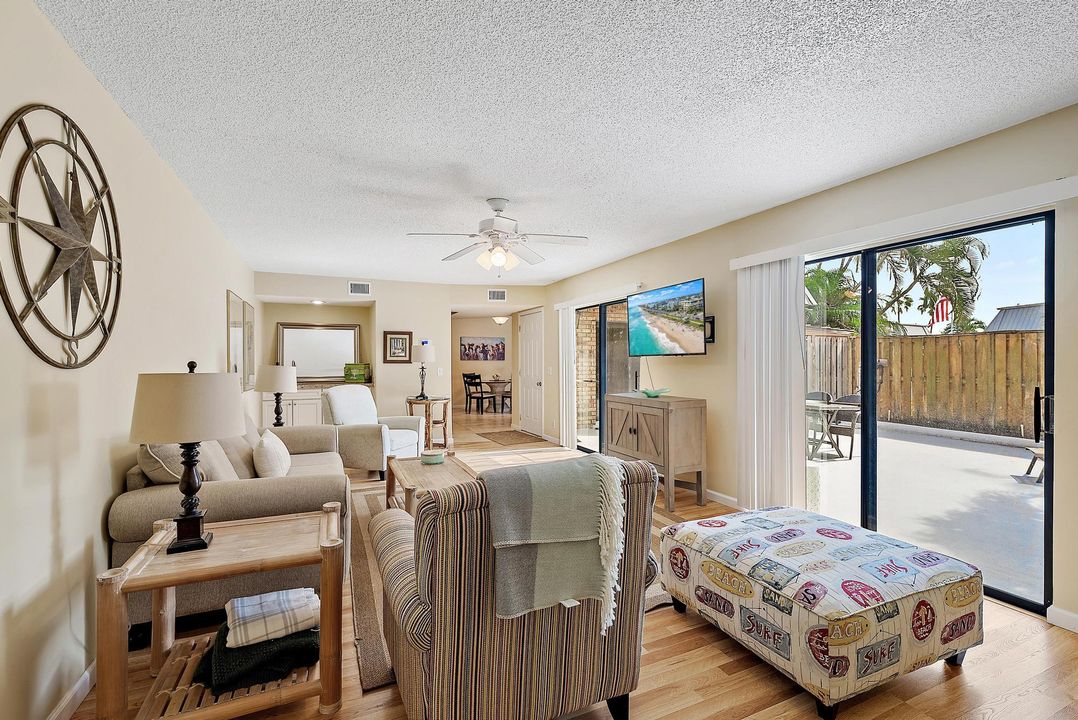 For Rent: $6,000 (2 beds, 2 baths, 1708 Square Feet)