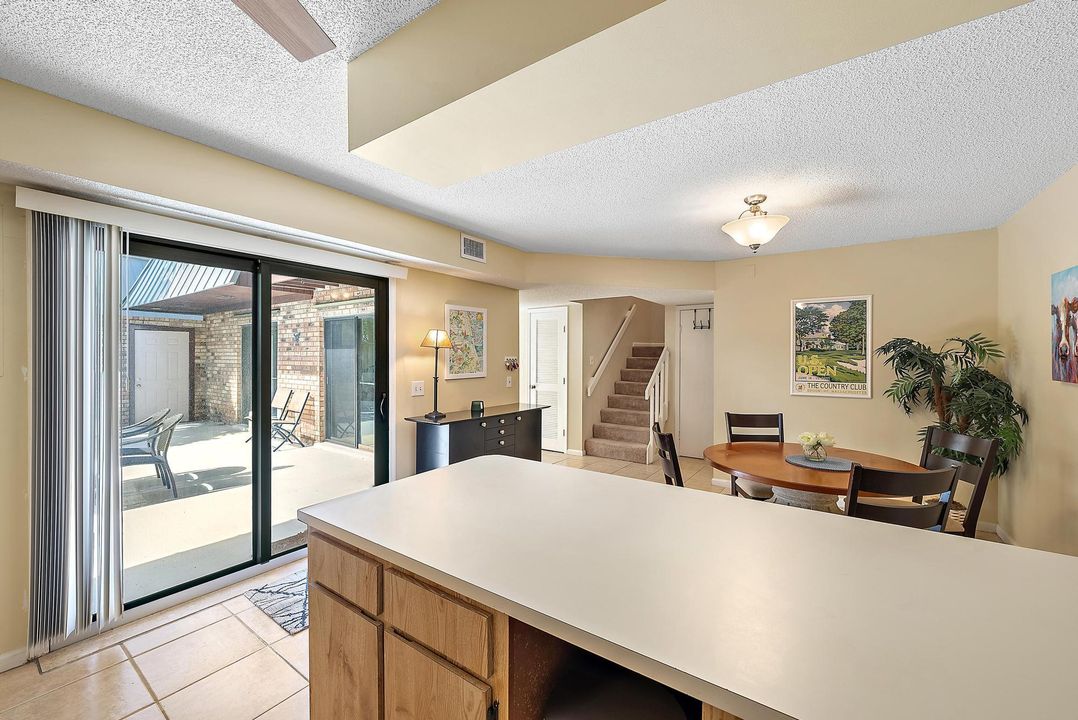 For Rent: $6,000 (2 beds, 2 baths, 1708 Square Feet)