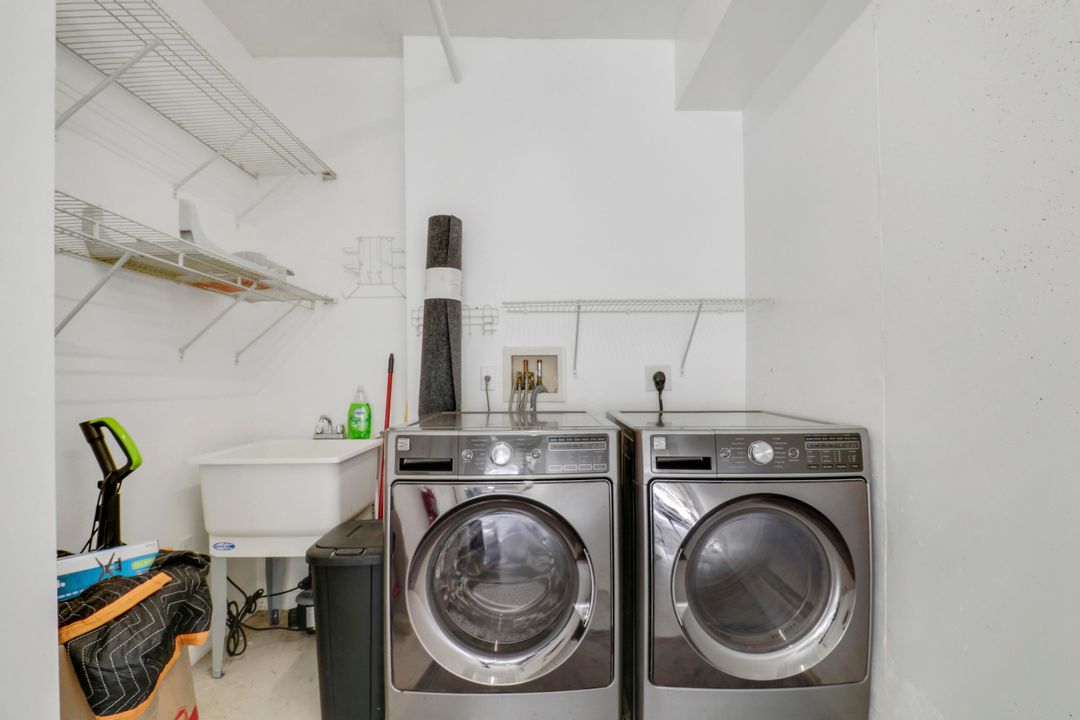 For Sale: $388,500 (2 beds, 2 baths, 1193 Square Feet)