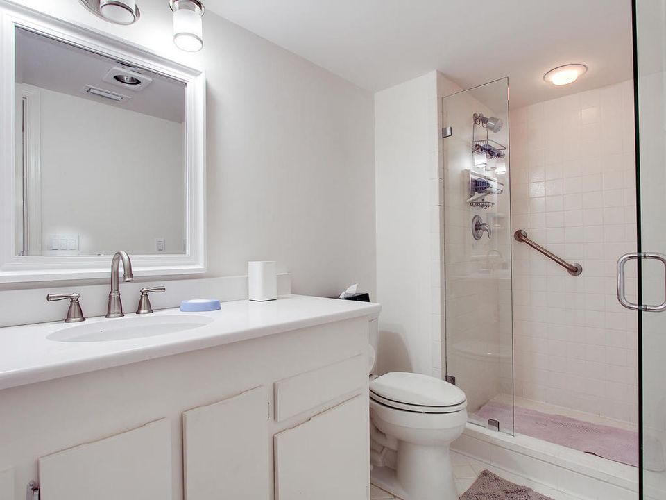 For Sale: $850,000 (2 beds, 3 baths, 1800 Square Feet)