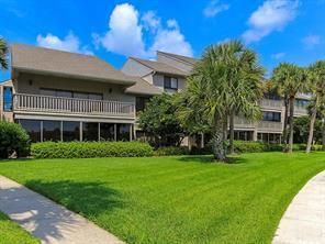 For Sale: $850,000 (2 beds, 3 baths, 1800 Square Feet)