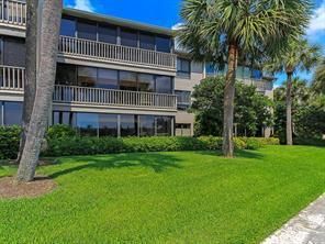 For Sale: $850,000 (2 beds, 3 baths, 1800 Square Feet)