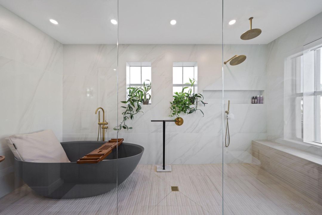 Под контрактом: $10,000 (2 спален, 2 ванн, 2153 Квадратных фут)