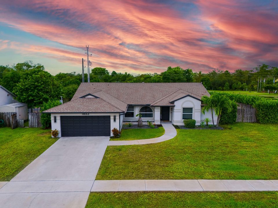 For Rent: $6,000 (3 beds, 2 baths, 2032 Square Feet)