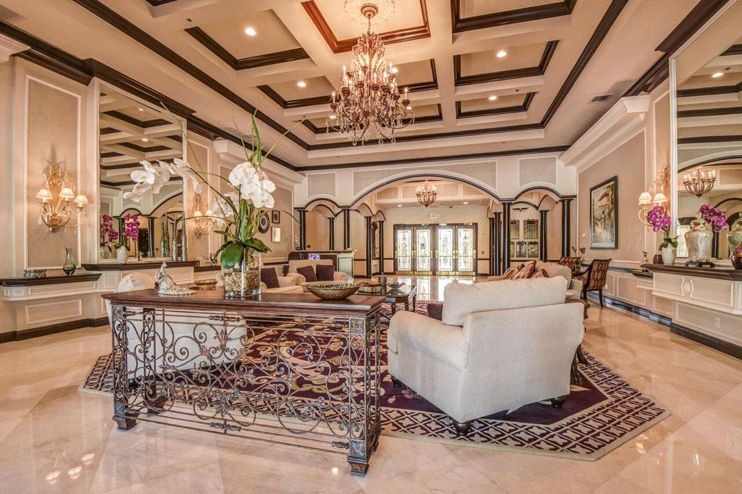 待售: $405,000 (2 贝兹, 2 浴室, 2046 平方英尺)