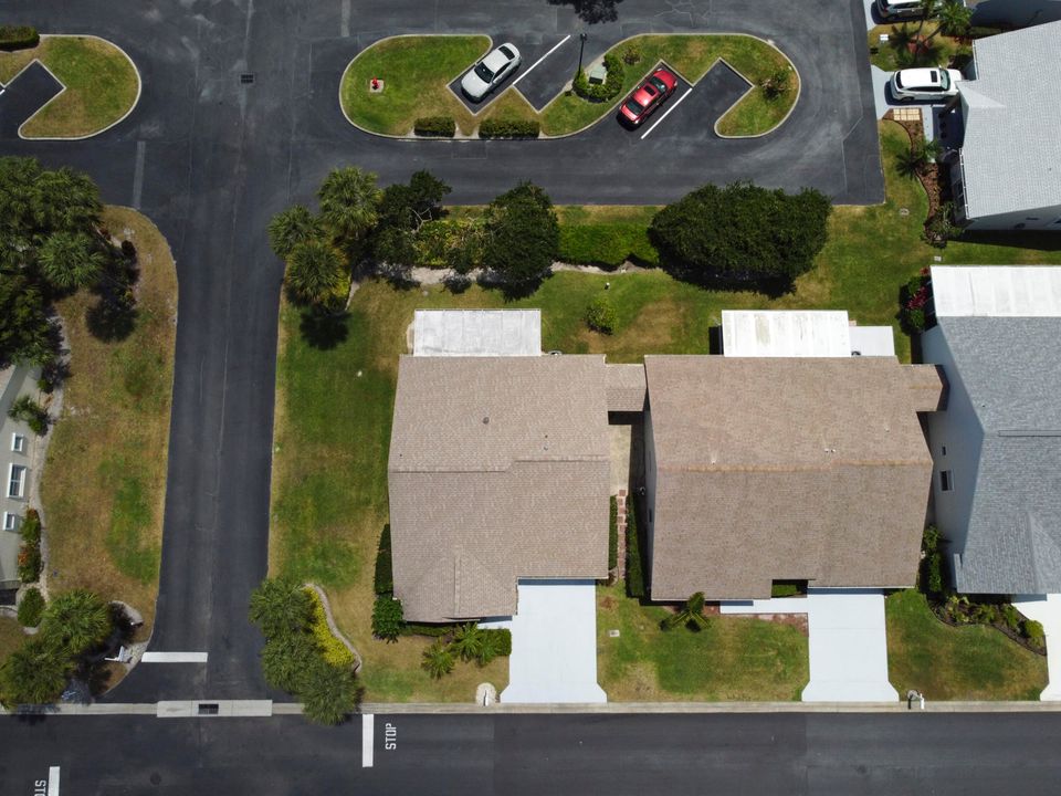 На продажу: $269,900 (2 спален, 2 ванн, 1372 Квадратных фут)