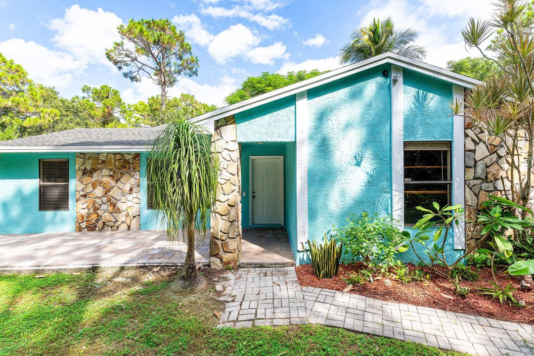 For Sale: $499,000 (3 beds, 2 baths, 1128 Square Feet)