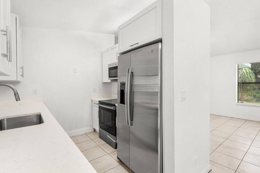 For Sale: $499,000 (3 beds, 2 baths, 1128 Square Feet)