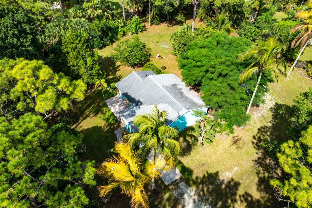 For Sale: $499,000 (3 beds, 2 baths, 1128 Square Feet)