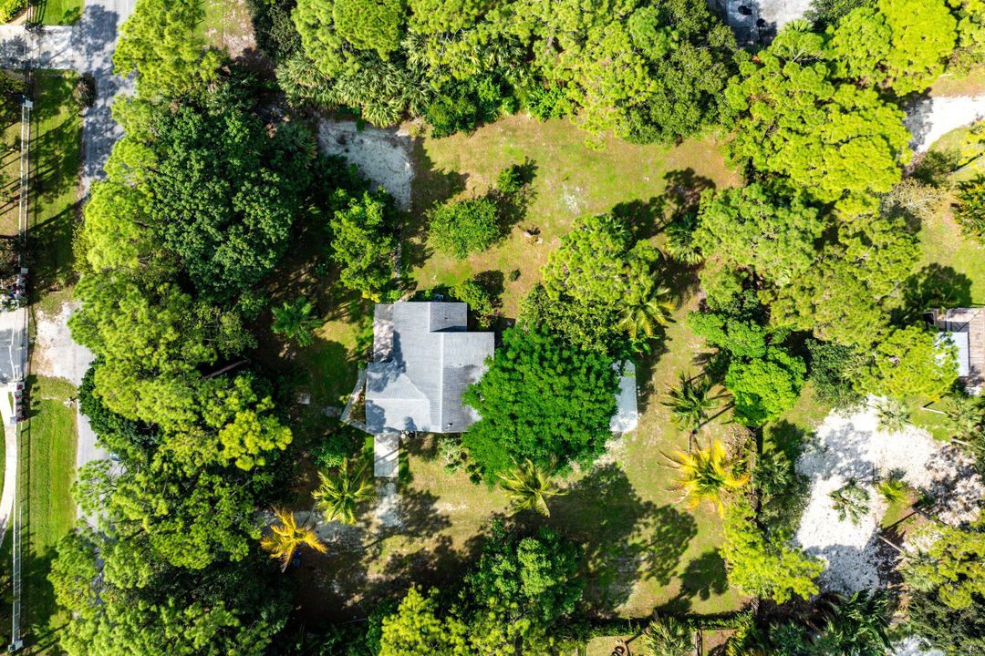 For Sale: $499,000 (3 beds, 2 baths, 1128 Square Feet)