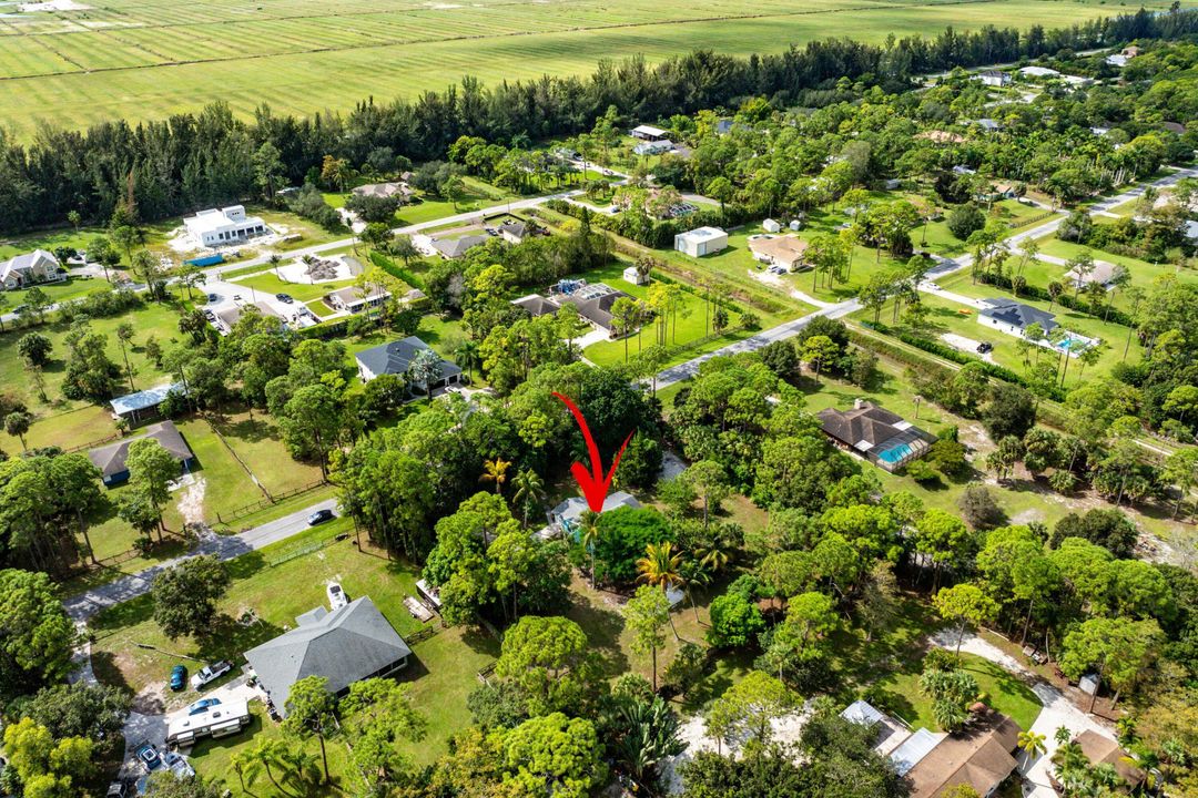 For Sale: $499,000 (3 beds, 2 baths, 1128 Square Feet)