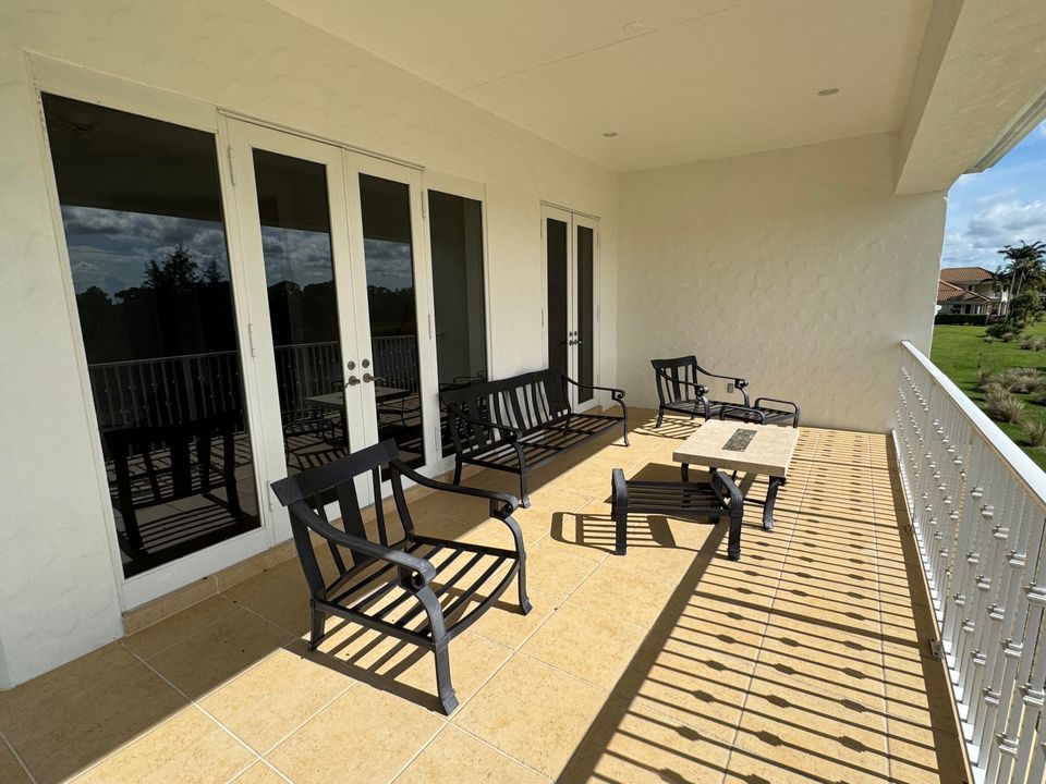 待售: $1,999,500 (4 贝兹, 6 浴室, 5125 平方英尺)