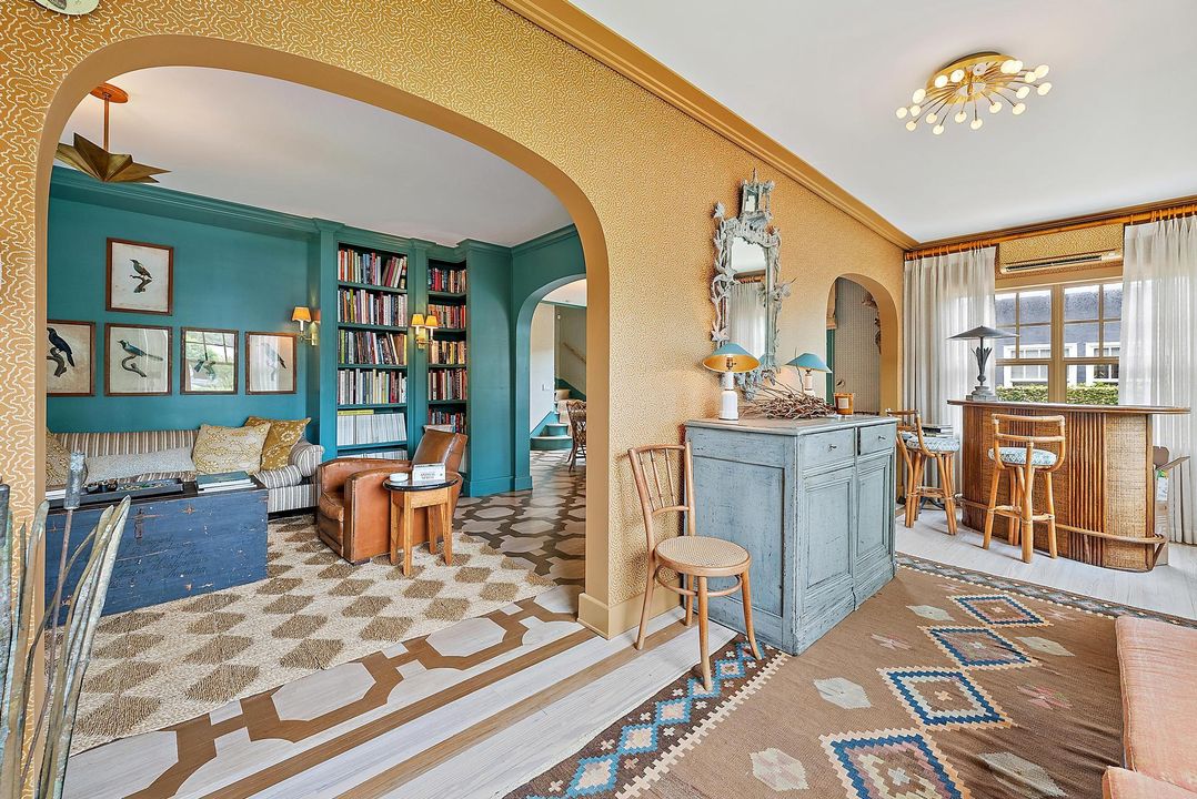 For Sale: $2,995,000 (5 beds, 4 baths, 3067 Square Feet)