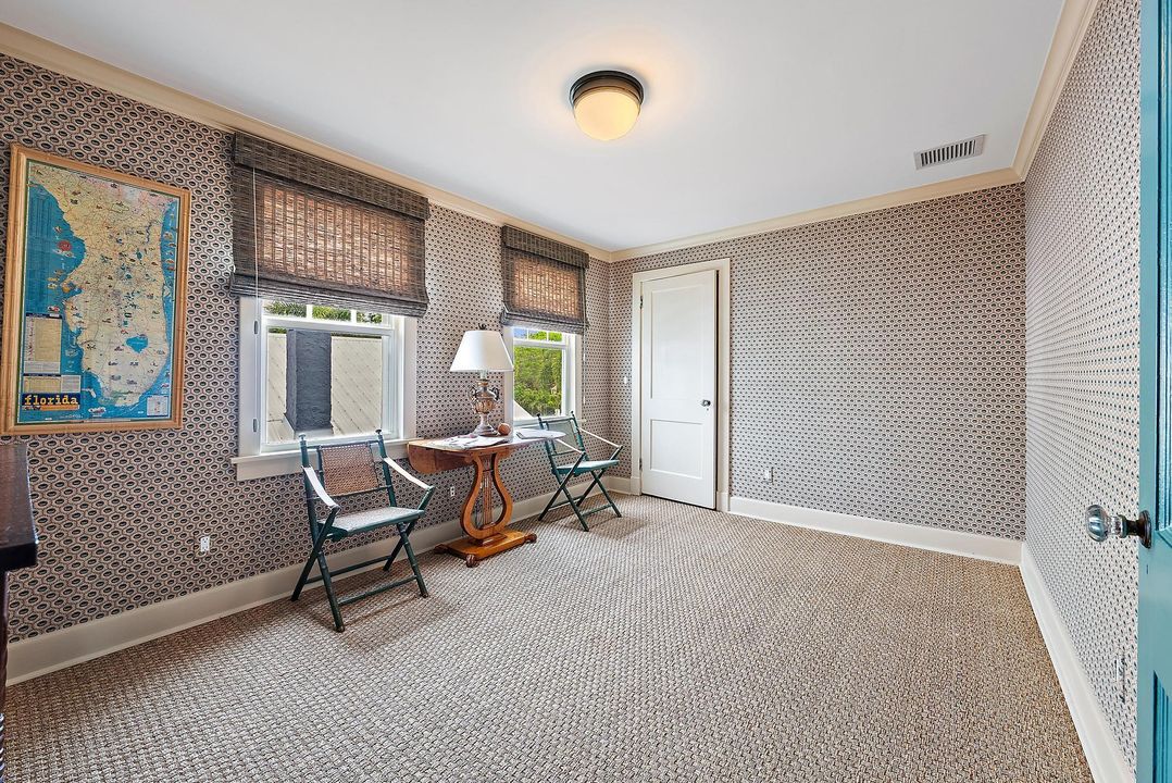 For Sale: $2,995,000 (5 beds, 4 baths, 3067 Square Feet)