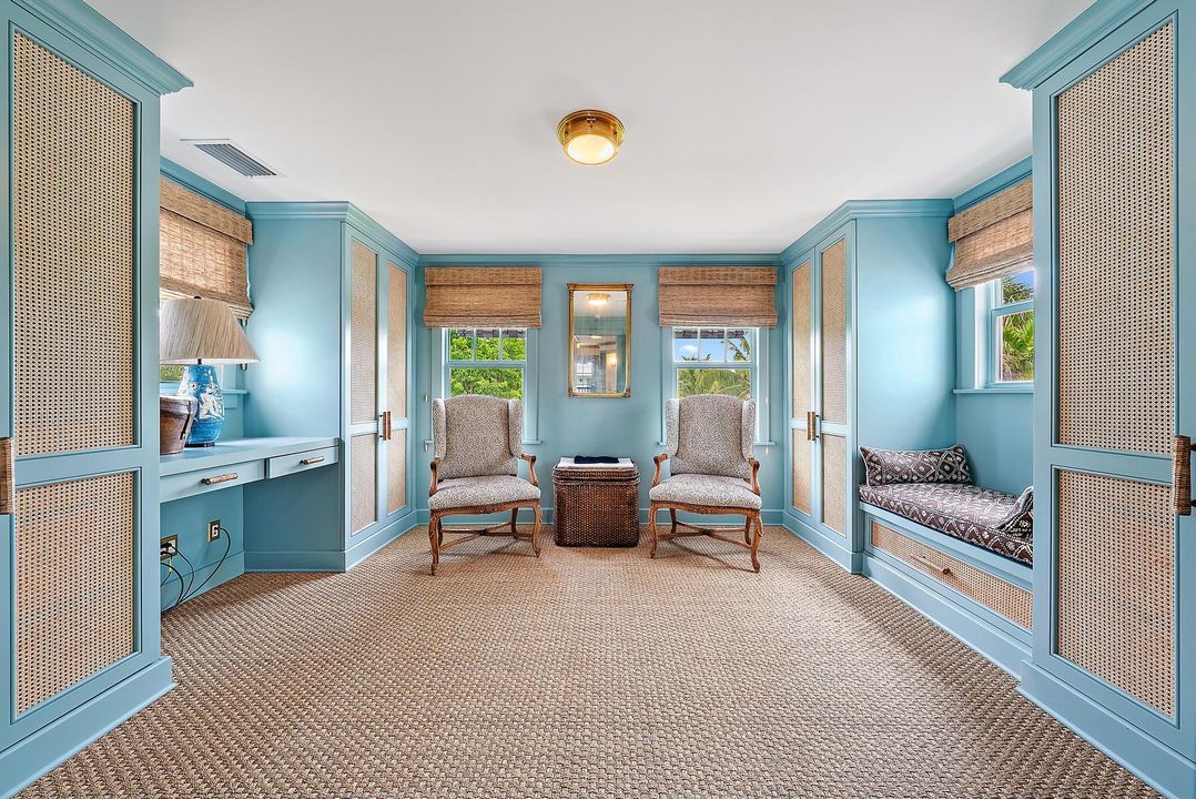 For Sale: $2,995,000 (5 beds, 4 baths, 3067 Square Feet)