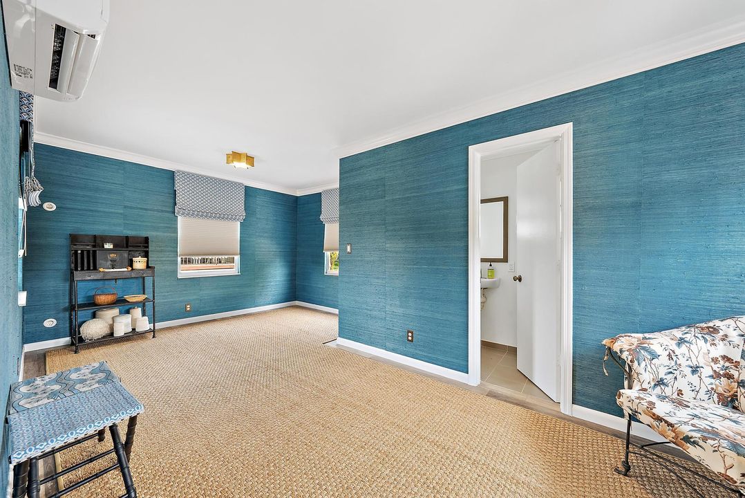 For Sale: $2,995,000 (5 beds, 4 baths, 3067 Square Feet)