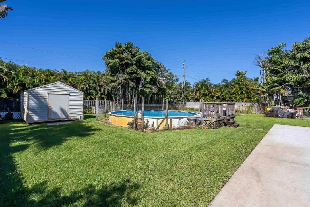 Active With Contract: $445,000 (3 beds, 1 baths, 1200 Square Feet)