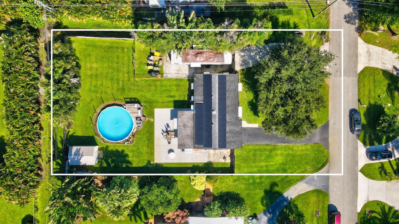 Active With Contract: $445,000 (3 beds, 1 baths, 1200 Square Feet)