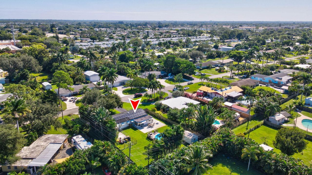 Active With Contract: $445,000 (3 beds, 1 baths, 1200 Square Feet)