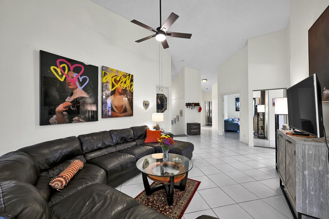 For Sale: $340,000 (3 beds, 2 baths, 1846 Square Feet)