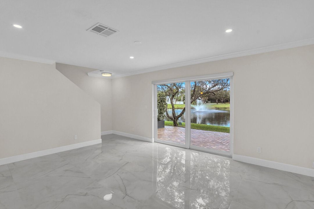 For Rent: $3,300 (3 beds, 2 baths, 1474 Square Feet)