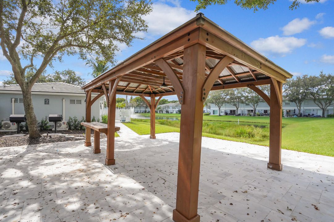 For Rent: $3,300 (3 beds, 2 baths, 1474 Square Feet)