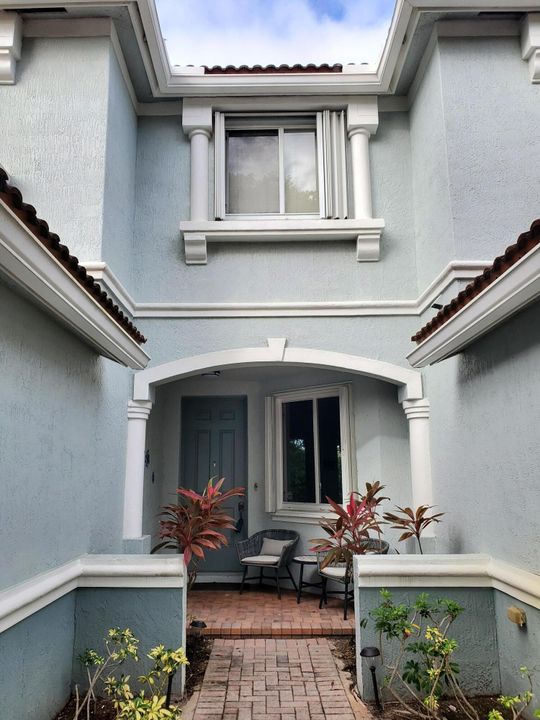 En Venta: $355,000 (3 camas, 2 baños, 1651 Pies cuadrados)