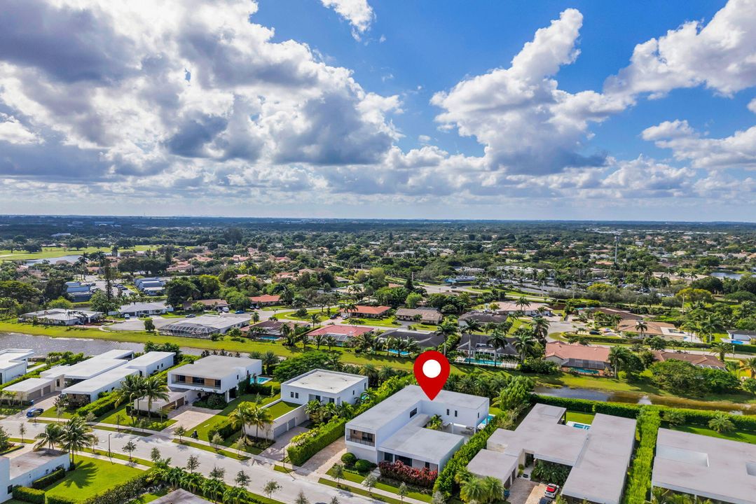 Activo con contrato: $3,250,000 (5 camas, 6 baños, 5293 Pies cuadrados)