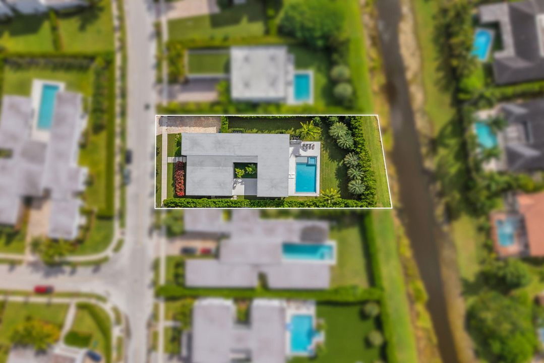 Activo con contrato: $3,250,000 (5 camas, 6 baños, 5293 Pies cuadrados)