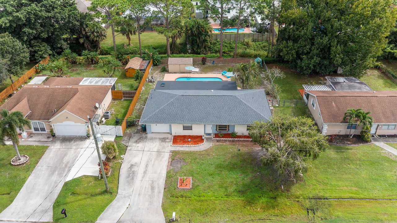 For Sale: $389,000 (3 beds, 2 baths, 1453 Square Feet)