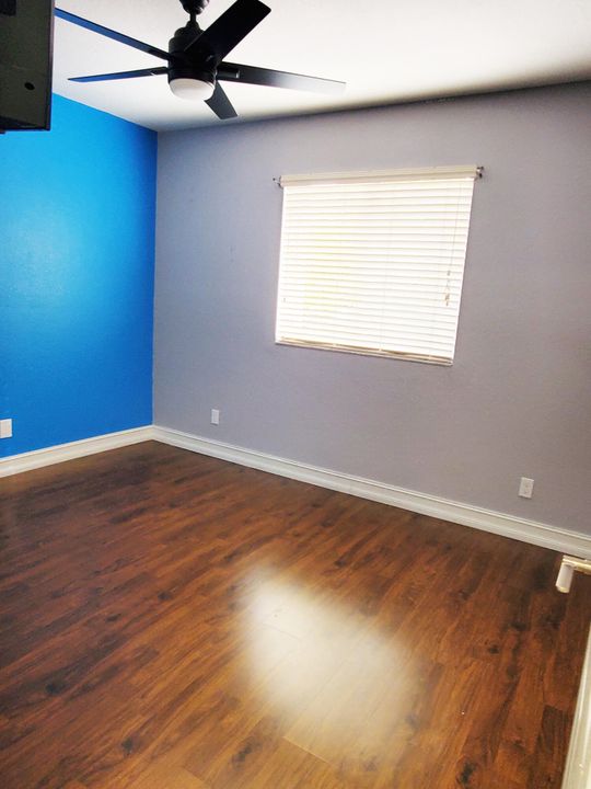 En Venta: $355,000 (3 camas, 2 baños, 1651 Pies cuadrados)