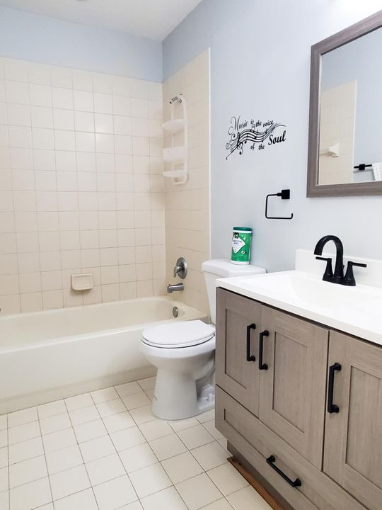 En Venta: $355,000 (3 camas, 2 baños, 1651 Pies cuadrados)