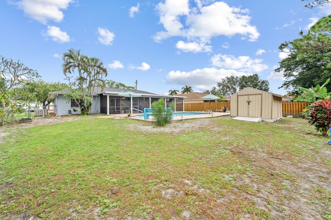 For Sale: $389,000 (3 beds, 2 baths, 1453 Square Feet)