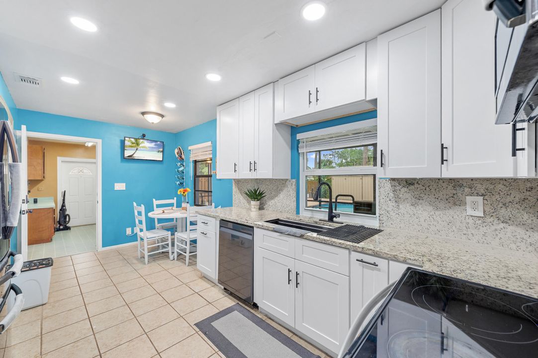 For Sale: $389,000 (3 beds, 2 baths, 1453 Square Feet)