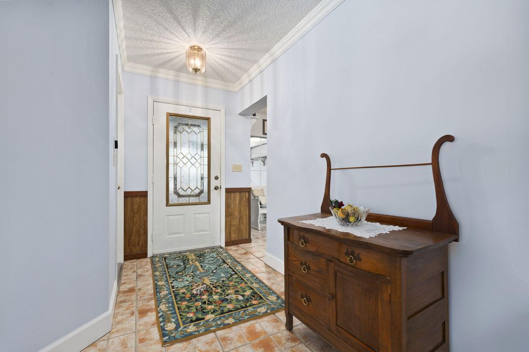 На продажу: $199,000 (2 спален, 2 ванн, 1409 Квадратных фут)