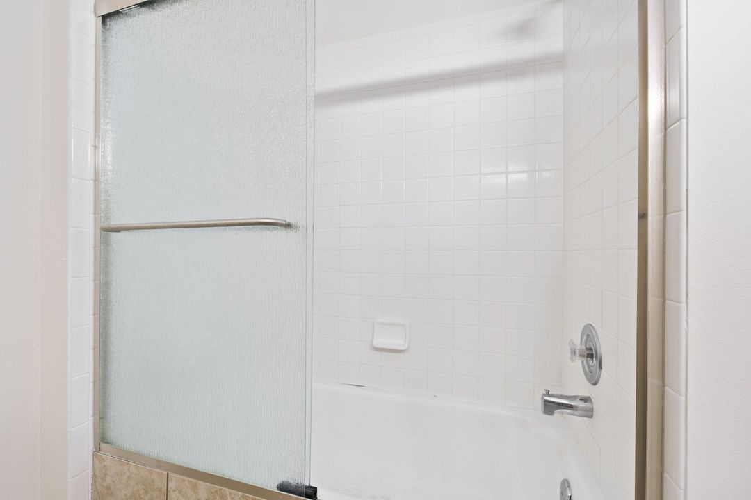 На продажу: $199,000 (2 спален, 2 ванн, 1409 Квадратных фут)